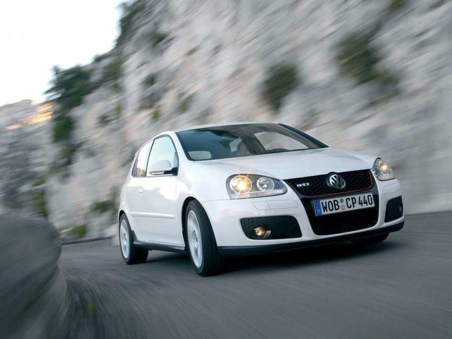  Volkswagen Golf GTi 2005 года  (фото 62 из 135)